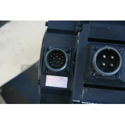 Servomotor-AC YASKAWA Modelo: USAGED-20A22T