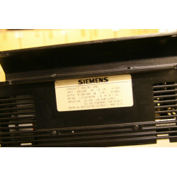 Siemens Frequenzumrichter Simovert P   Hersteller-Typ: 6SE2102-1AA01