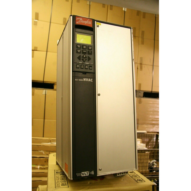 Convertidor de frecuencia Danfoss VLT 6022 HVAC Modelo:175Z7030