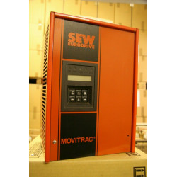 Drive Inverter SEW Movitrac Modelo: 3003-403-1-00