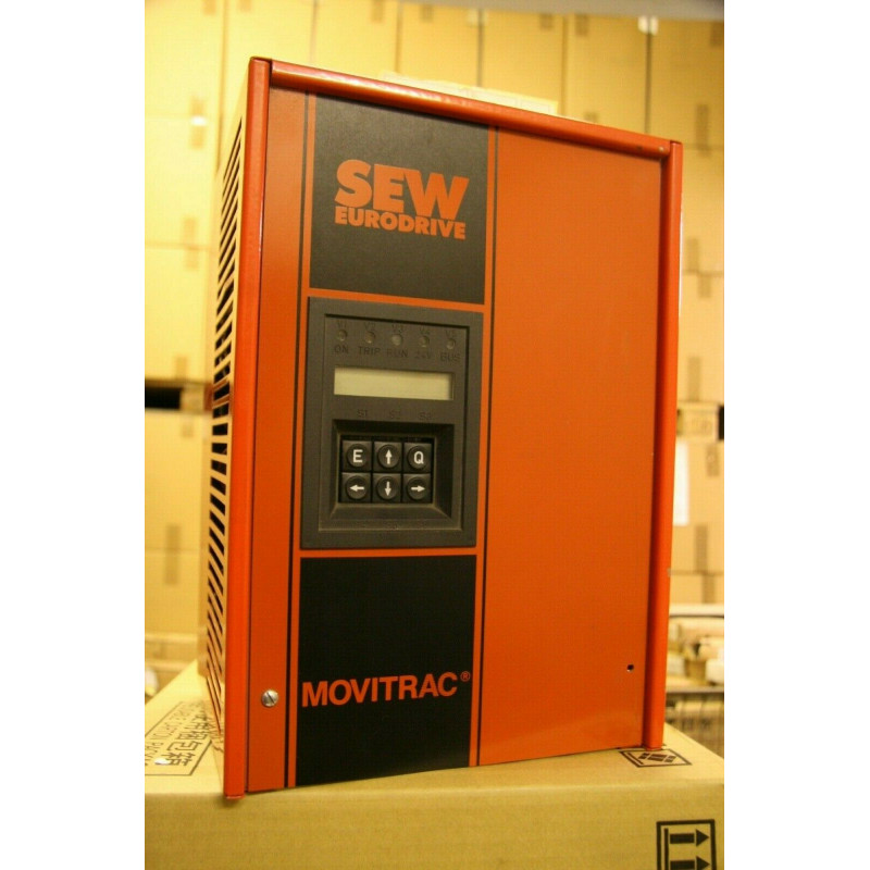 Drive Inverter SEW Movitrac Modelo: 3003-403-1-00