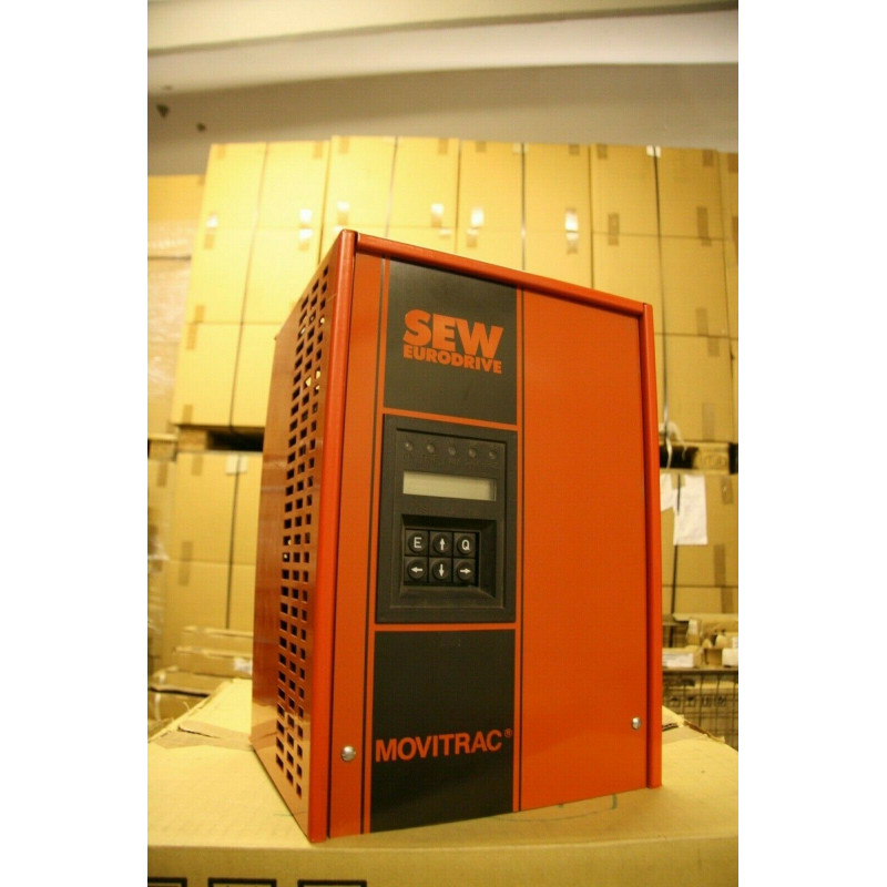 Drive Inverter SEW Movitrac Modelo: 3003-403-4-00