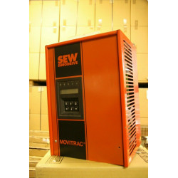 Drive Inverter SEW Movitrac Modelo: 3003-403-1-00